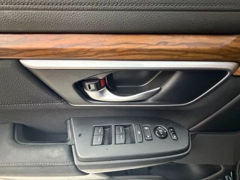 Used 2019 Honda CR-V EX image 29