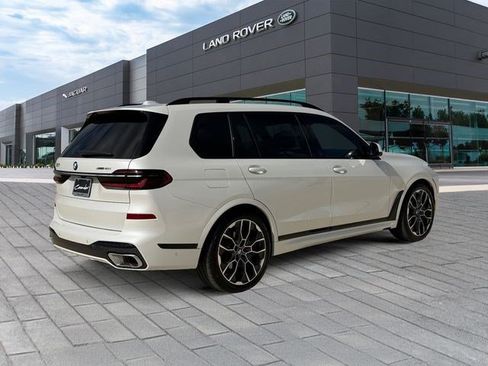 Used 2023 BMW X7 xDrive40i w/ M Sport Package AWD/4WD image 5
