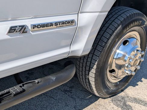 Used 2017 Ford F350 XL w/ Power Equipment Group AWD/4WD image 26