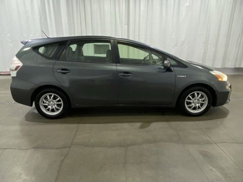 Used 2012 Toyota Prius V Two image 3