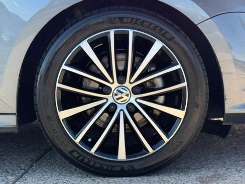 Used 2016 Volkswagen Jetta Sport FWD image 25