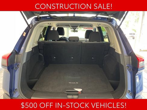 Used 2023 Nissan Rogue SV AWD/4WD image 13