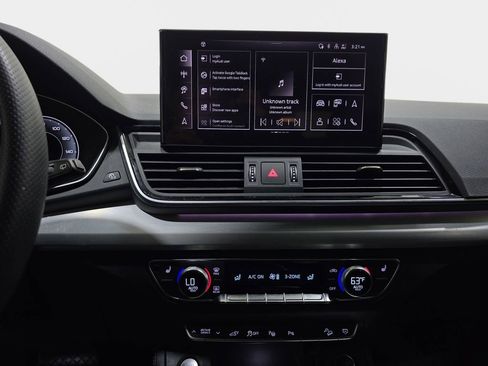 Used 2024 Audi Q5 e Prestige w/ Prestige Package AWD/4WD image 20