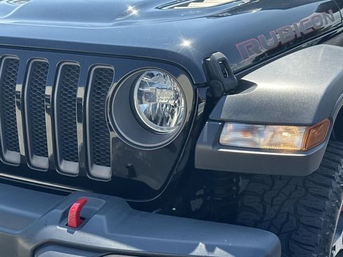 Used 2021 Jeep Wrangler Rubicon AWD/4WD image 11