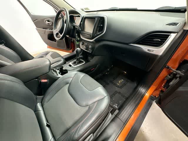 Used 2016 Jeep Cherokee Trailhawk AWD/4WD image 20
