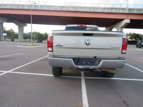 Used 2010 Dodge Ram 2500 Truck SLT w/ Big Horn Regional Pkg image 5