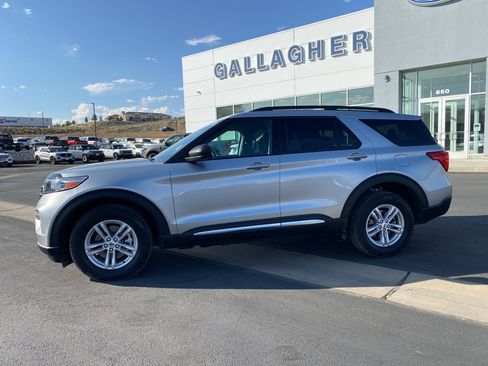Used 2023 Ford Explorer XLT RWD image 22
