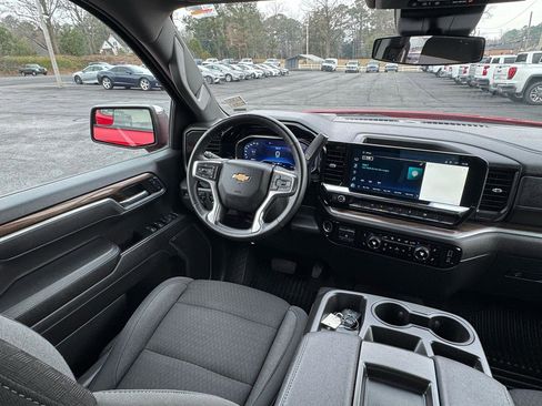 Used 2025 Chevrolet Silverado 1500 LT image 19