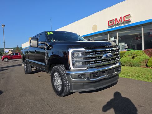 Used 2024 Ford F250 Lariat AWD/4WD image 1