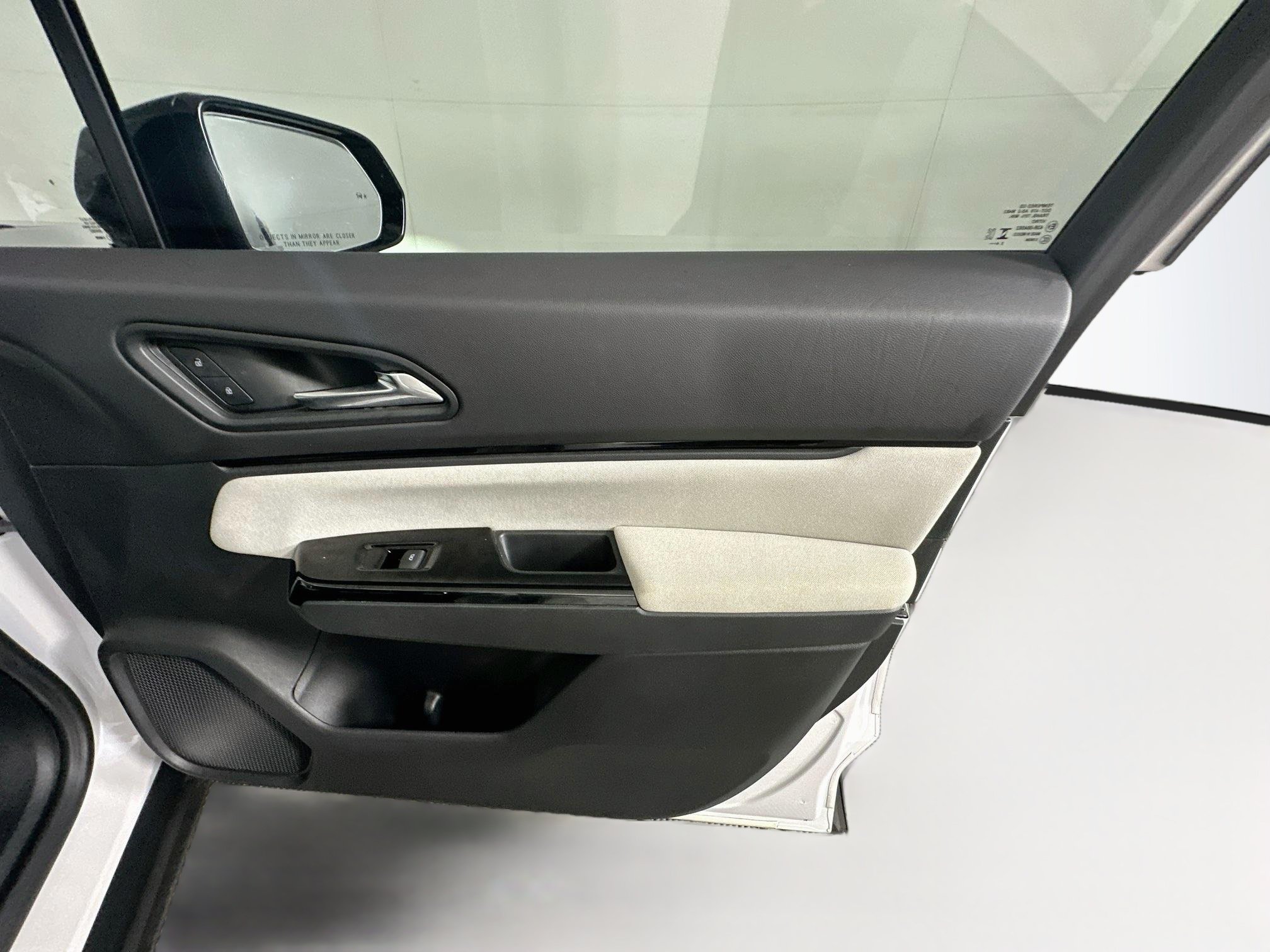 Used 2024 Honda Prologue EX image 31