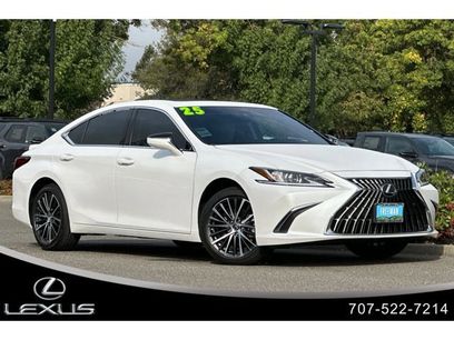 Certified 2025 Lexus ES 300h w/ Premium Package