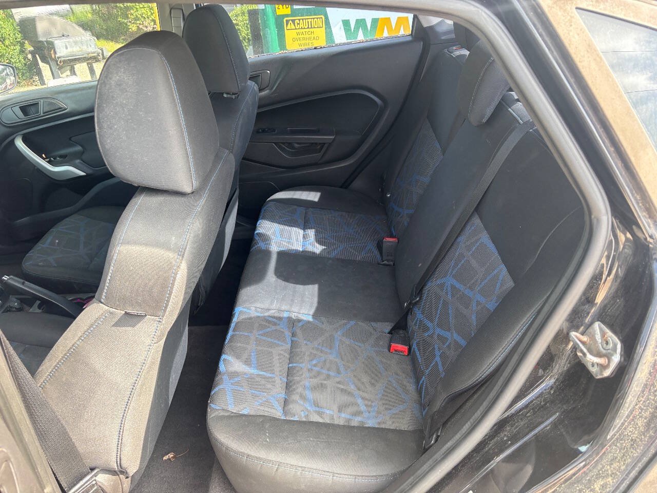 Used 2013 Ford Fiesta SE FWD image 16