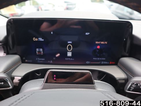 Used 2026 Lincoln Aviator AWD image 18