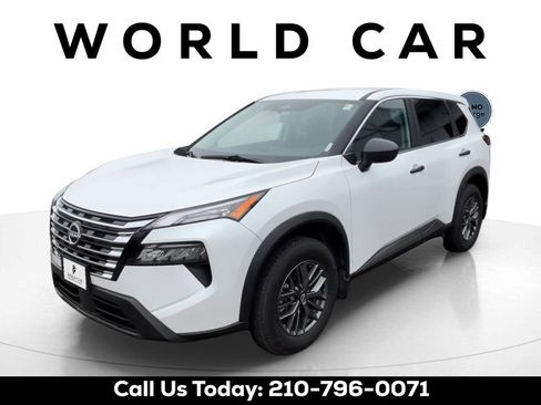 Certified 2025 Nissan Rogue S FWD image 7