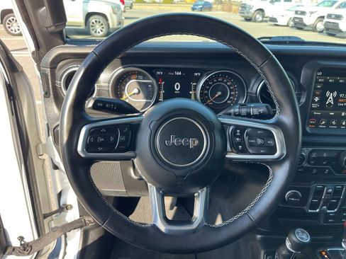 Used 2021 Jeep Wrangler Unlimited Sahara image 17