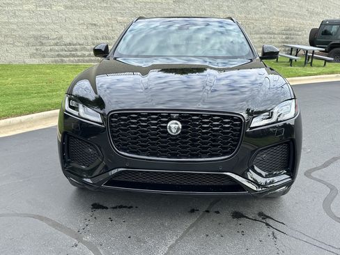Used 2026 Jaguar F-PACE R-Dynamic S AWD/4WD image 11