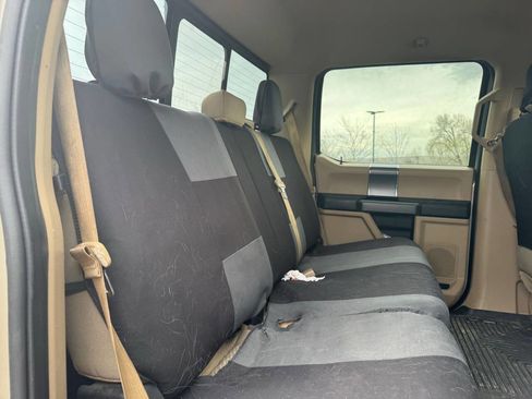 Used 2017 Ford F250 XLT w/ XLT Premium Package image 14