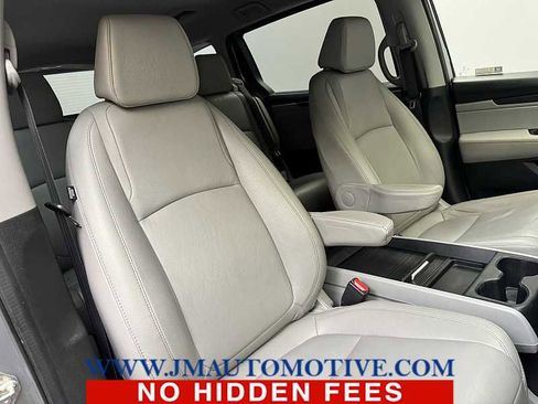 Used 2019 Honda Odyssey EX-L image 23