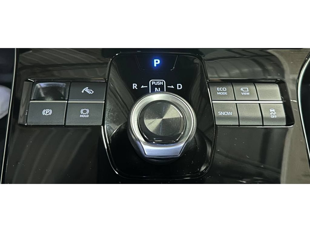 Used 2023 Toyota bZ4X FWD image 35