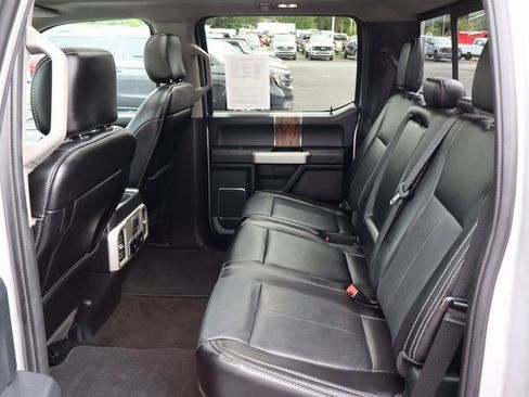 Used 2019 Ford F150 Lariat w/ Equipment Group 502A Luxury image 13