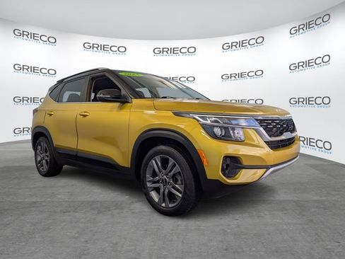 Used 2023 Kia Seltos S image 1