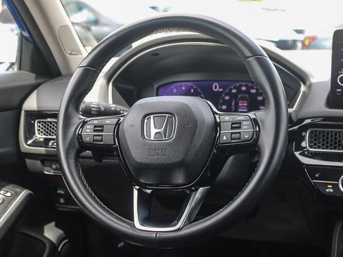 Used 2022 Honda Civic Touring image 16