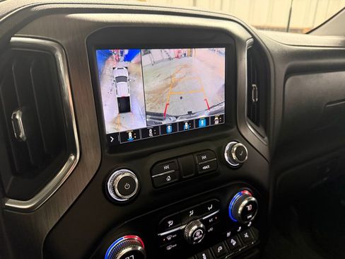 Used 2021 GMC Sierra 2500 Denali w/ Denali Ultimate Package AWD/4WD image 16