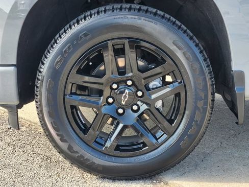 Used 2024 Chevrolet Silverado 1500 Custom w/ LPO, Dark Essentials Package RWD image 10