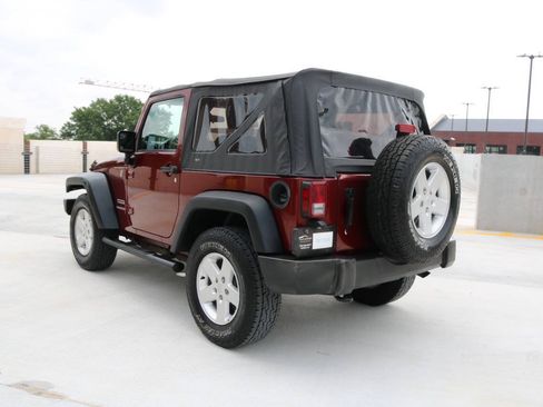 Used 2010 Jeep Wrangler Rubicon w/ PWR Convenience Group AWD/4WD image 41