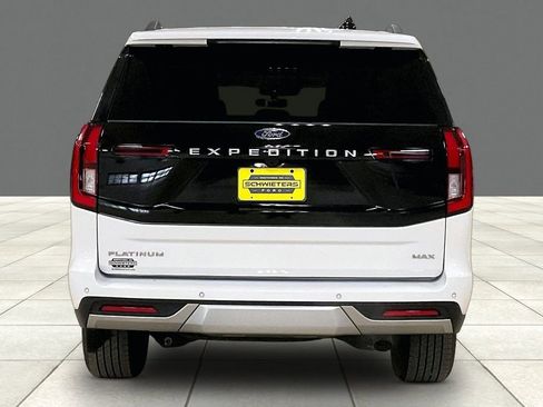 Certified 2025 Ford Expedition Max Platinum AWD/4WD image 4