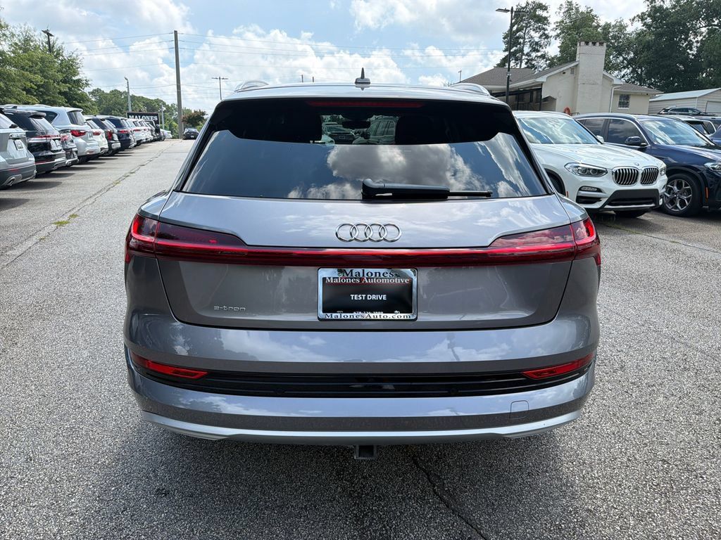 Used 2019 Audi e-tron Premium Plus AWD/4WD image 6