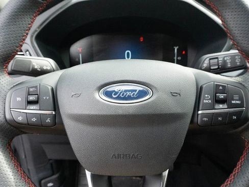 Used 2025 Ford Escape ST-Line FWD image 19