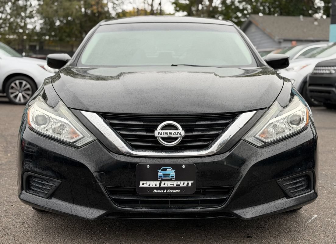 Used 2017 Nissan Altima 2.5 S w/ Power Driver Seat Package FWD image 8