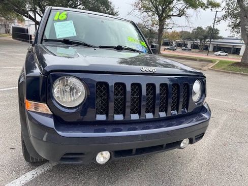 Used 2016 Jeep Patriot Sport image 34