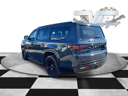 Used 2022 Jeep Wagoneer Series I image 4