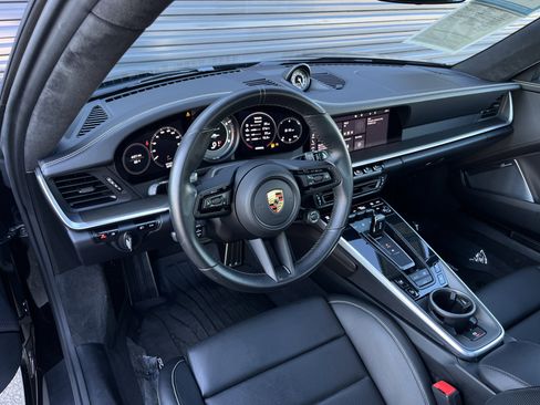 Certified 2021 Porsche 911 Turbo S image 29