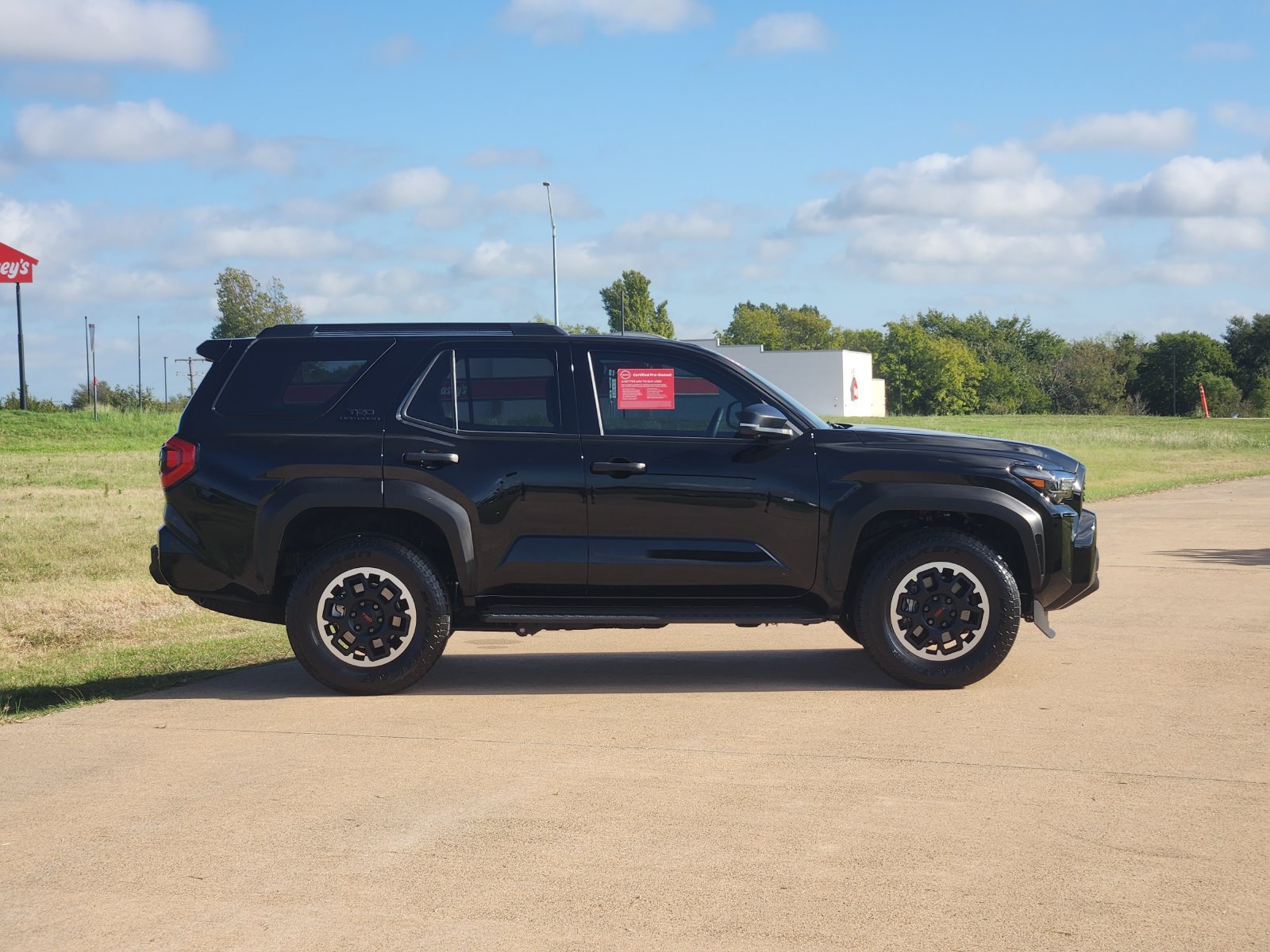 Used 2026 Toyota 4Runner TRD Off-Road Premium AWD/4WD image 7