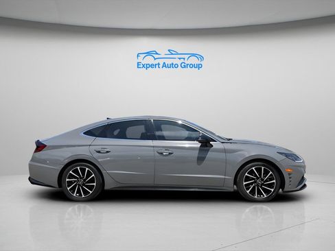 Used 2020 Hyundai Sonata SEL Plus w/ Tech Package FWD image 3