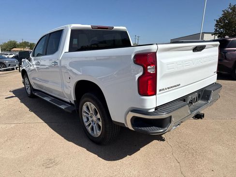 Used 2023 Chevrolet Silverado 1500 LTZ w/ Z71 Off-Road Package AWD/4WD image 5