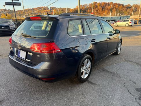 Used 2015 Volkswagen Golf TDI S image 4