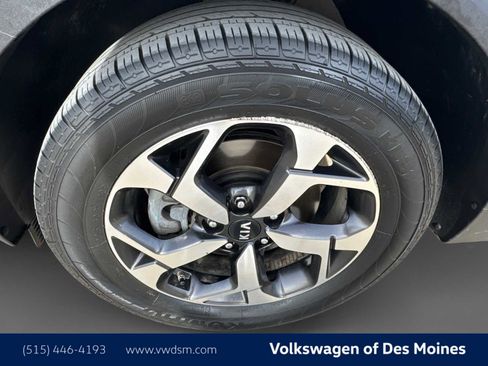 Used 2022 Kia Sportage LX image 8