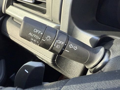 Used 2025 Honda Odyssey EX-L image 24