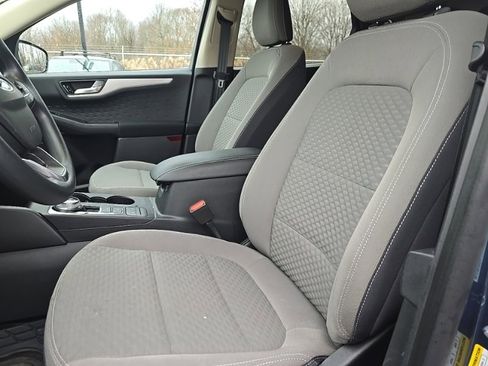 Used 2020 Ford Escape SE image 10