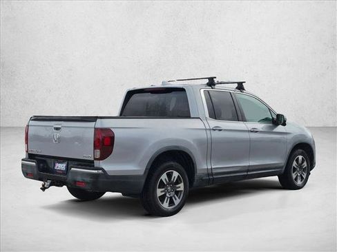 Used 2017 Honda Ridgeline RTL-T image 5