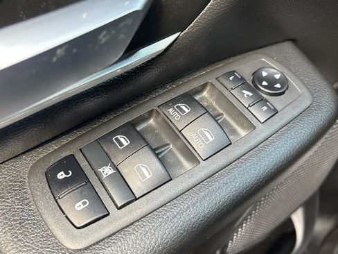 Used 2022 RAM 1500 Big Horn RWD image 21
