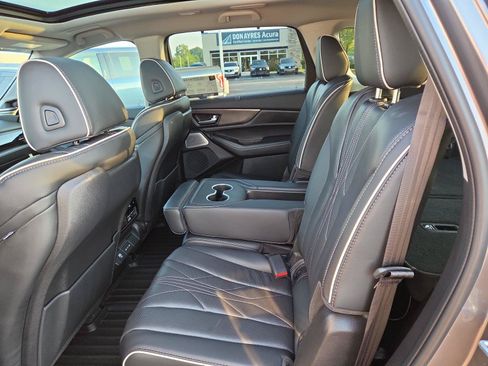 Certified 2026 Acura MDX w/ Advance Package AWD/4WD image 25