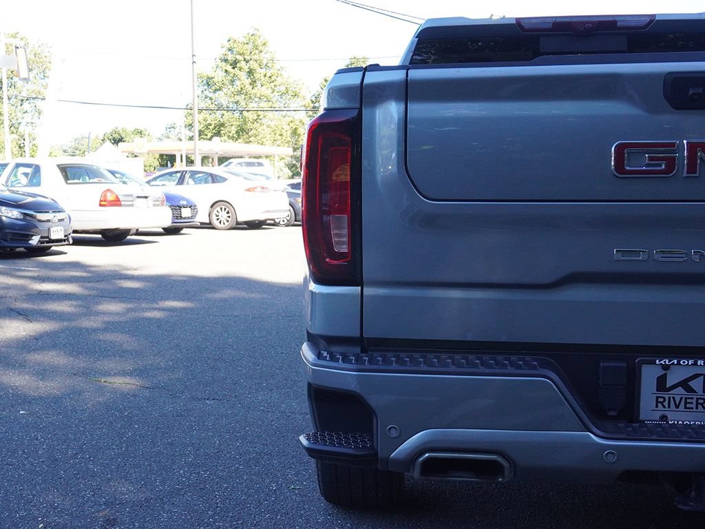 Used 2024 GMC Sierra 1500 Denali AWD/4WD image 19