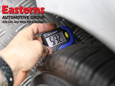 Used 2023 Tesla Model 3 Standard Range image 21