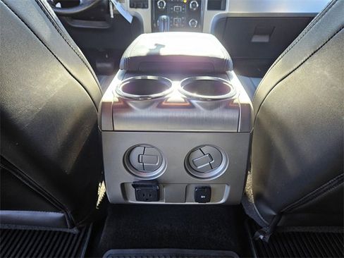Used 2013 Ford F150 Platinum image 11