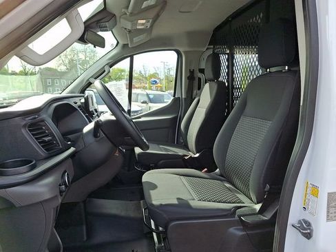 Used 2024 Ford Transit 250 Low Roof w/ Exterior Upgrade Package RWD image 18